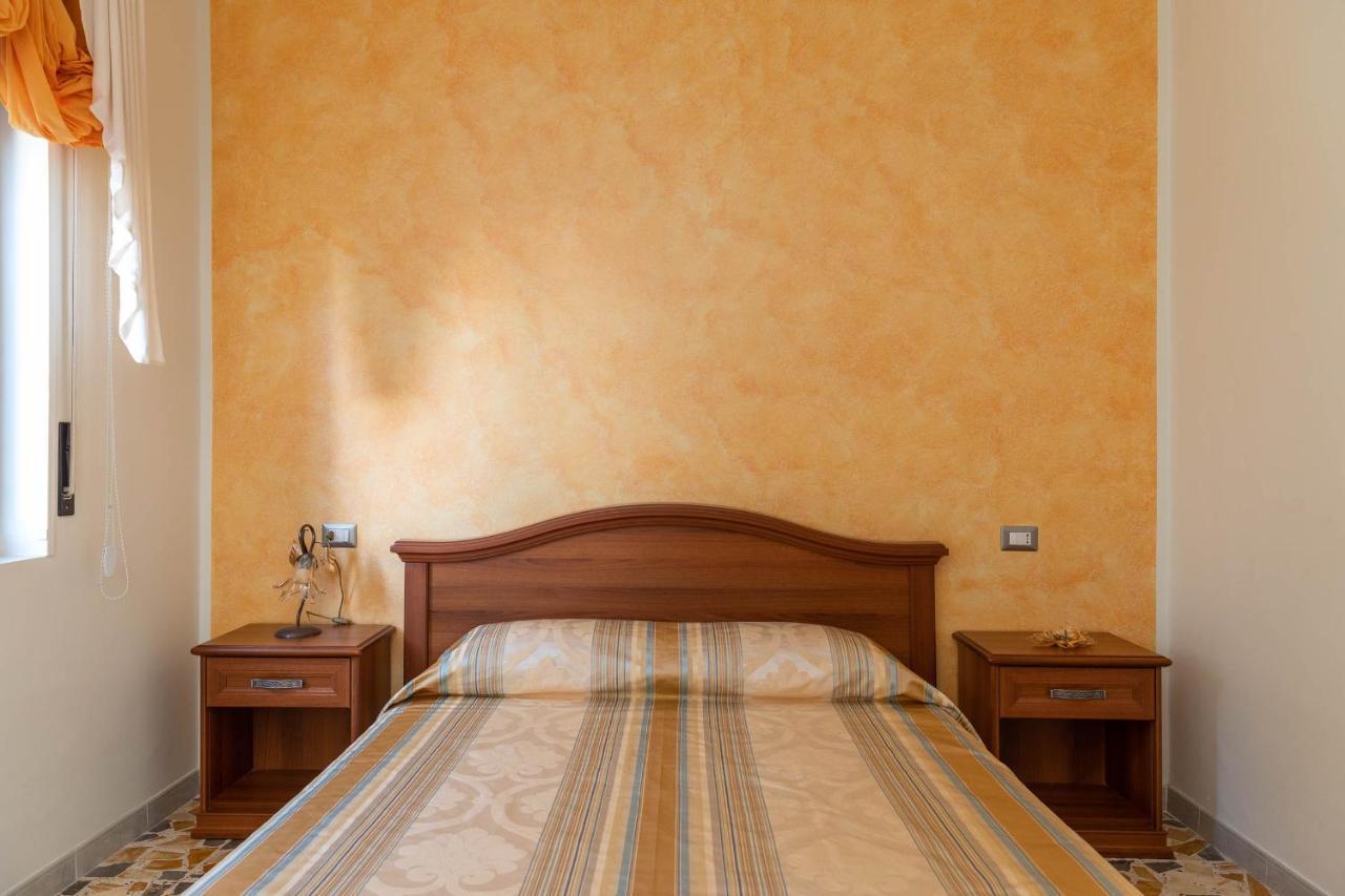 B&B La Mortella Albanella Eksteriør billede