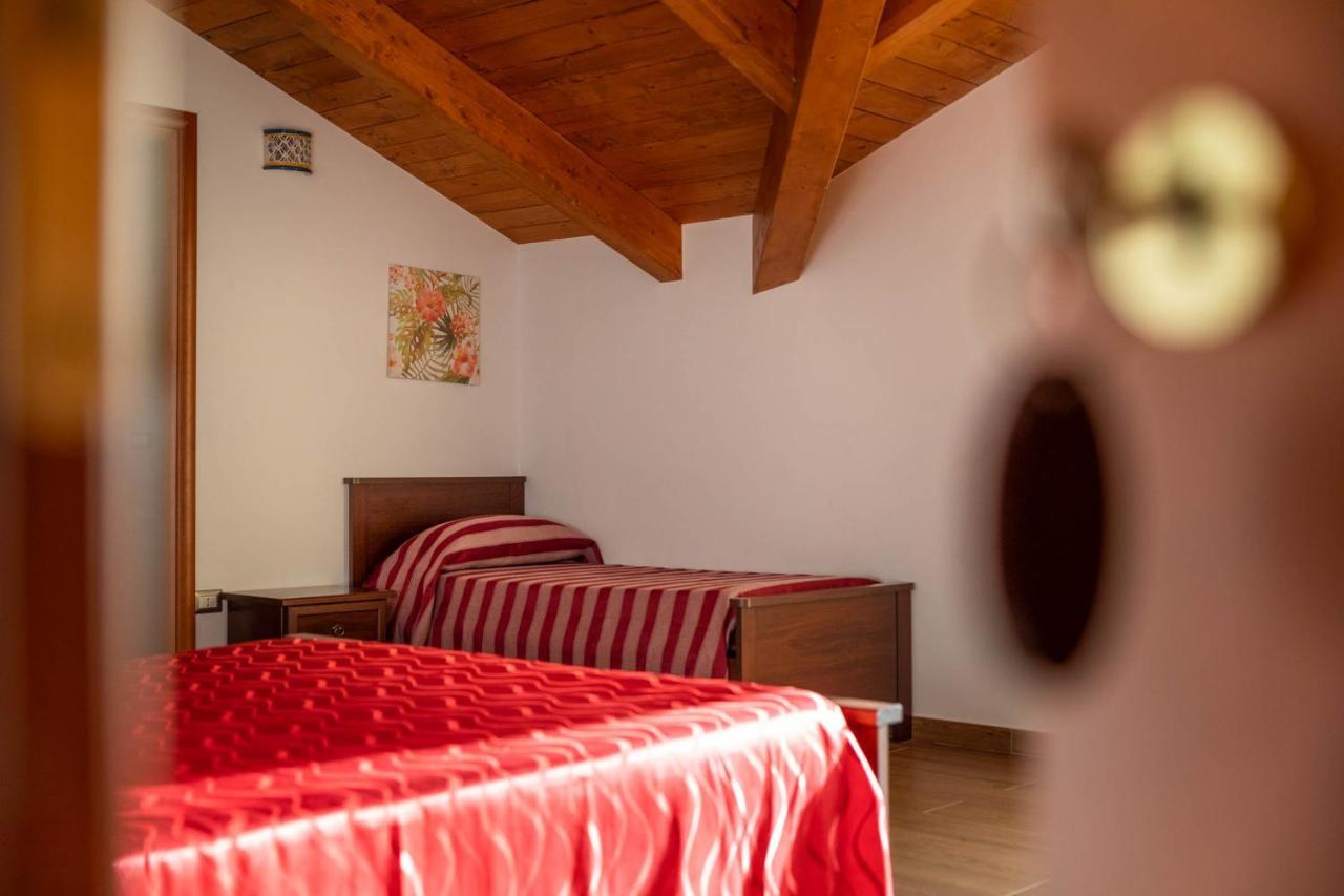 B&B La Mortella Albanella Eksteriør billede
